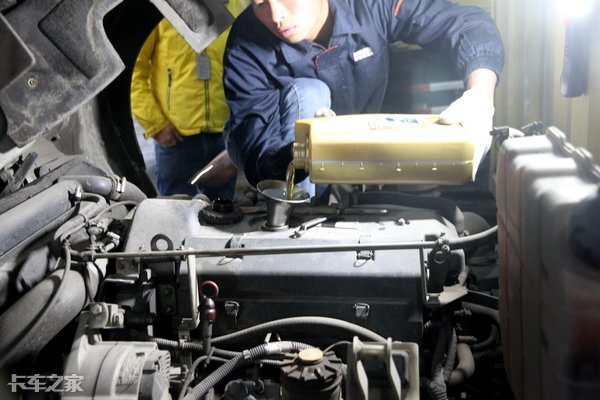 货车发动机大修水温容易高,货车发动机水温高解决办法