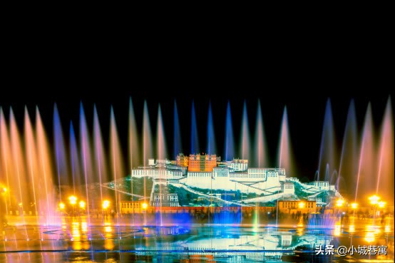 雪域圣殿西藏拉萨布达拉宫,布达拉宫雪域的圣殿模板