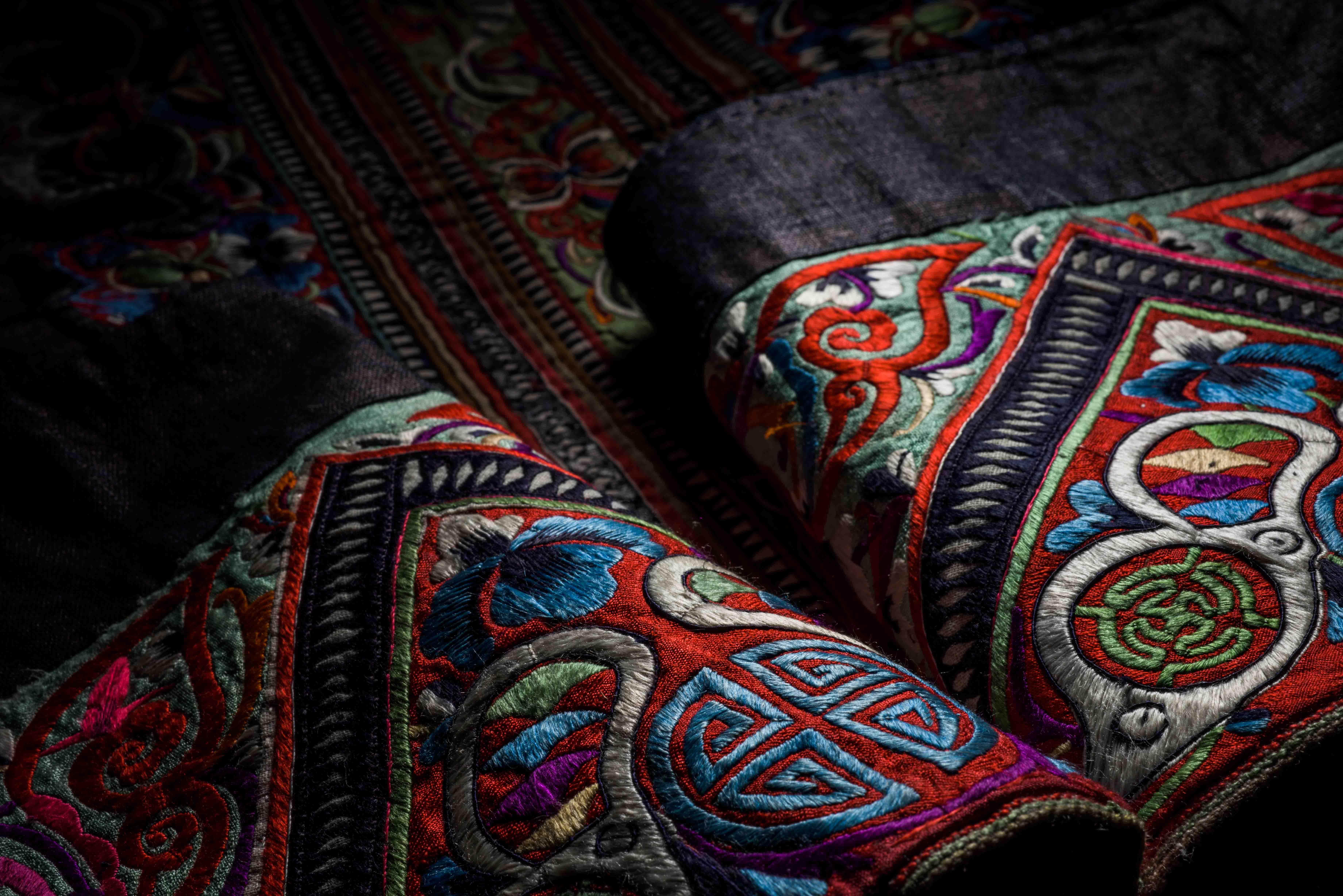 苗族没有文字的故事,苗族文字传承