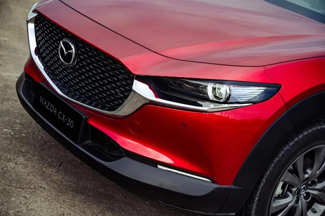 NVH性能PK,只有马自达CX-30才敢这么玩?