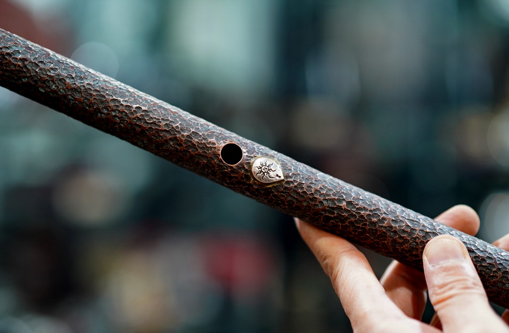 老式铜葫芦烟袋,古玩市场的铜胎掐丝珐琅花瓶