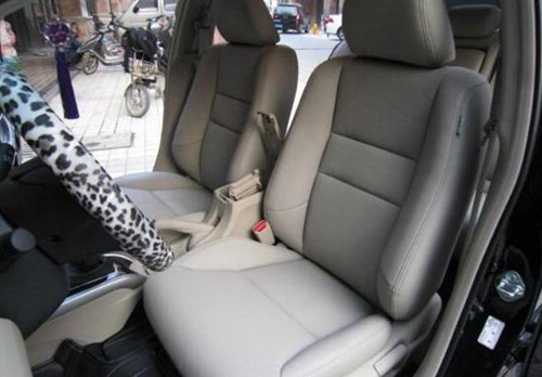 沃尔沃xc60的仿皮和真皮座椅区别,原车仿皮座椅有必要套皮座套吗