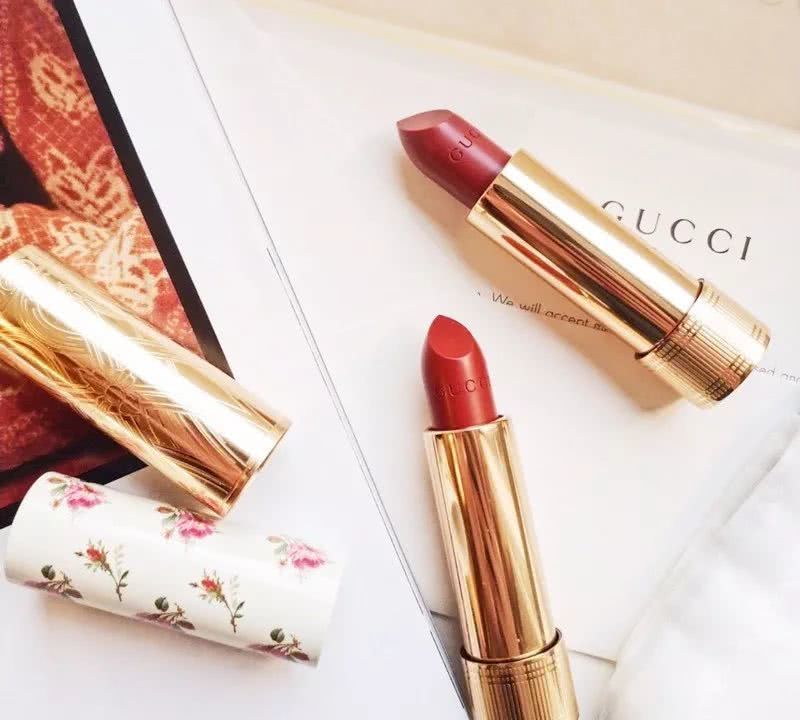 gucci201口红属于什么色,gucci口红金管505试色