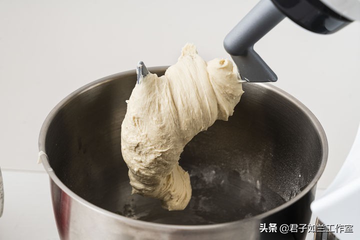 哪一种高筋面粉做面包好吃,哪种牌子的高筋面粉适合做面包