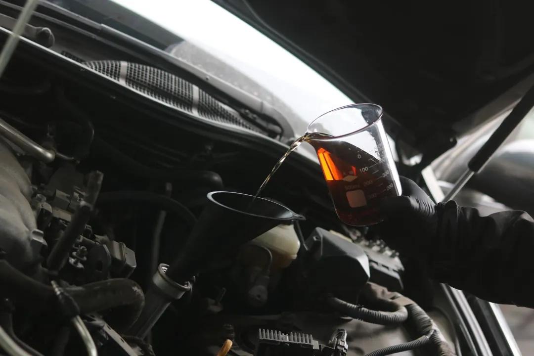 老车翻新：翻新05年残破的雷克萨斯LS430，百万老车，满血复活