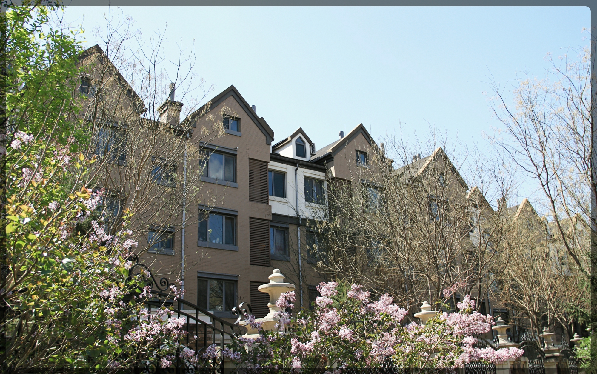 顶秀美泉小镇景区,顶秀美泉欧洲小镇