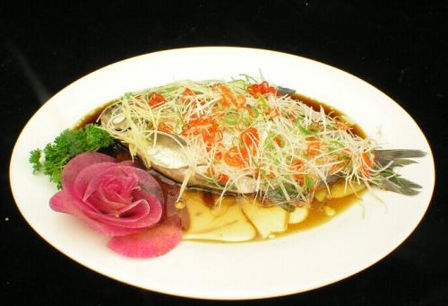 湖北家常菜清蒸武昌鱼,清蒸武昌鱼是哪里的菜