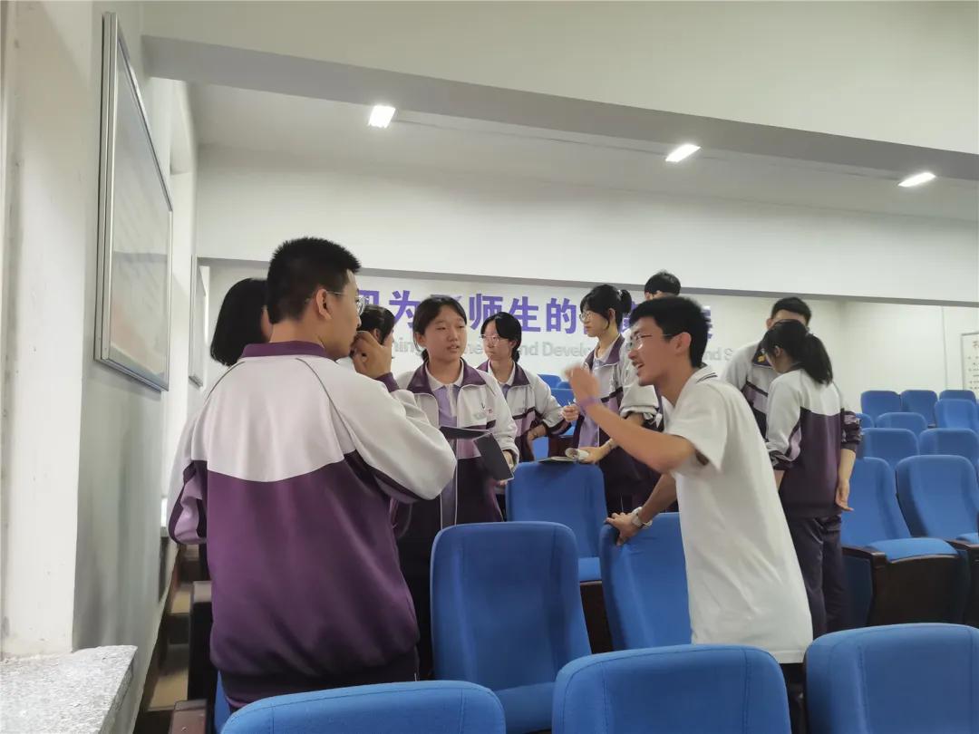 生生不息，逐梦前行|太原市第二外国语学校举行新一届学生会主席团及部长团竞选大会