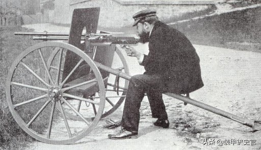 民国气冷式马克沁机枪,马克沁重机枪水冷式与气冷式