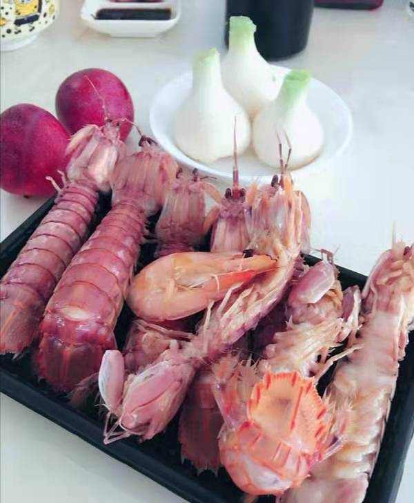 独一无二的油焖虾,虾独一无二