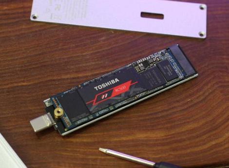 移动硬盘与移动固态u盘哪个好用,移动硬盘和大容量u盘哪个耐用