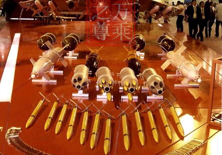 曾落后40年，曾被轰炸过，今天的中美空军制导*弹炸**装备水平对比