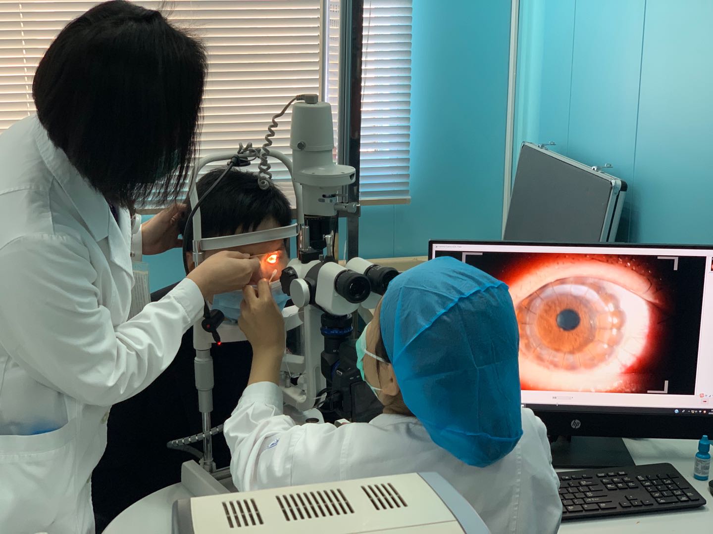 新郎视力下降竟是角膜病变，无锡医生妙手回春