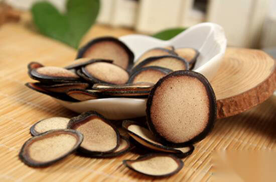 采割鹿茸时鹿会感到疼痛吗,梅花鹿不麻醉割鹿茸痛吗