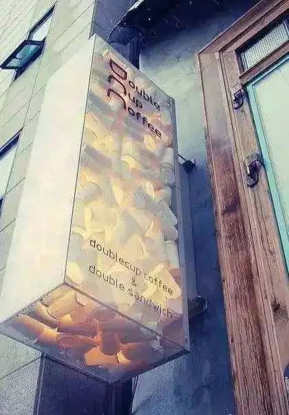 另类店铺招牌,吸引人的店铺招牌