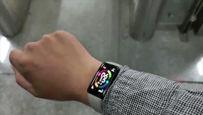 华为手环6和荣耀手环6和小米手环6,荣耀手环6详细评测