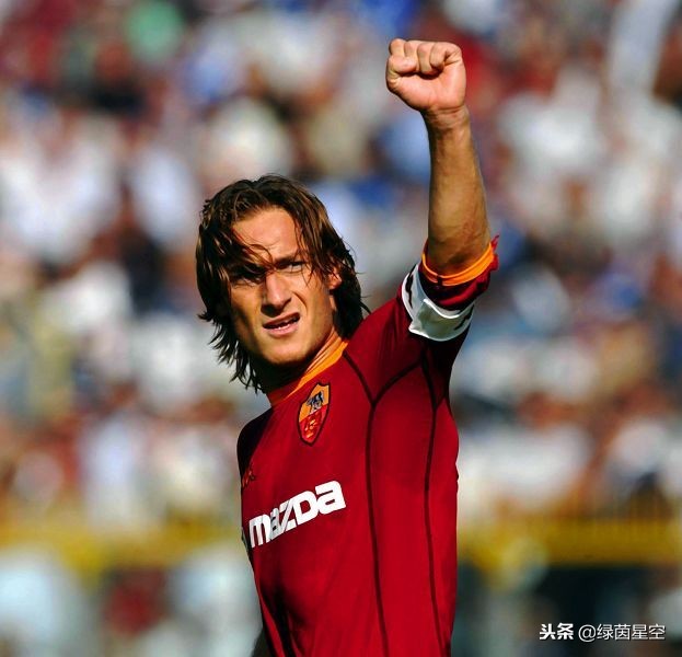 足坛9号球衣代表人物,足坛上的9号