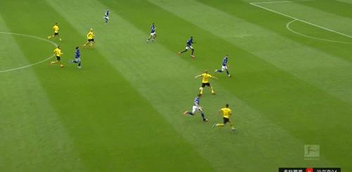 挪威球星哈兰德身价,挪威神锋vs哈兰德