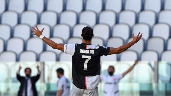 不吹不黑哪一年三叉戟最强,c罗的任意球有多强