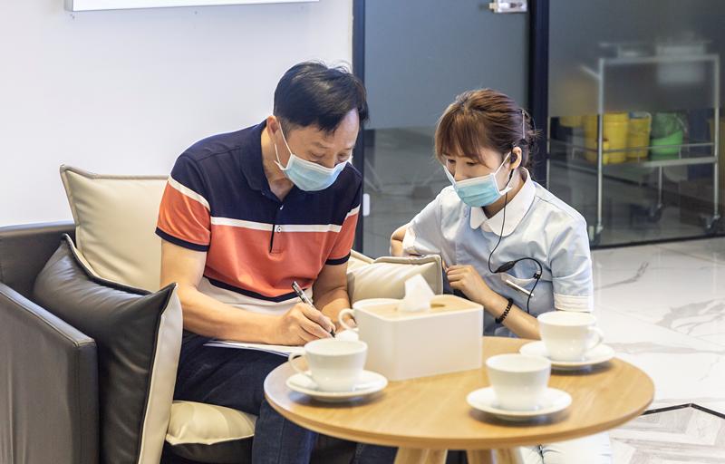 一代重生｜氦氖雷射—血液垃圾清洁工无痛见效快