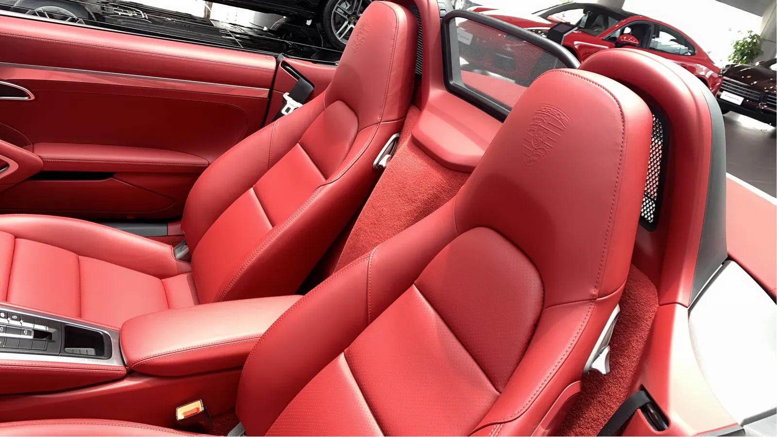 李橙保时捷跑车,李橙阿斯顿马丁