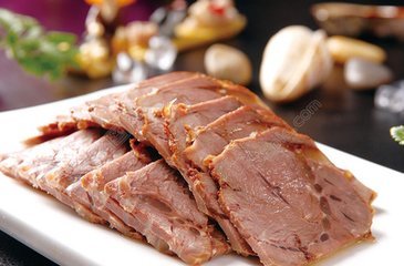 酱驴肉的正宗做法和配料,卤好的酱驴肉怎么喝驴肉汤