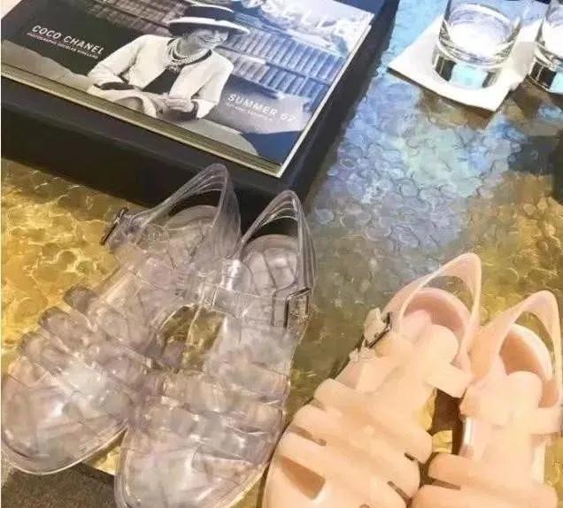 香奈儿出的凉鞋,香奈儿凉鞋35-39码