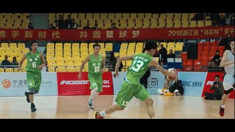 曾和黎伊扬对飙！1米93控卫！又帅又能打！独砍33分打爆浙大