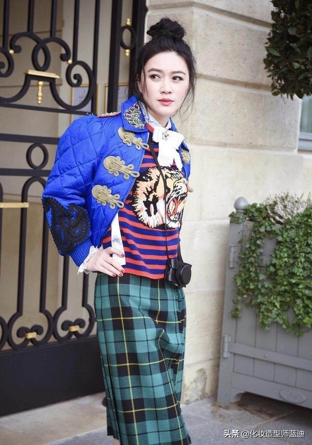 田海蓉穿薄纱连衣裙,田海蓉时尚感十足