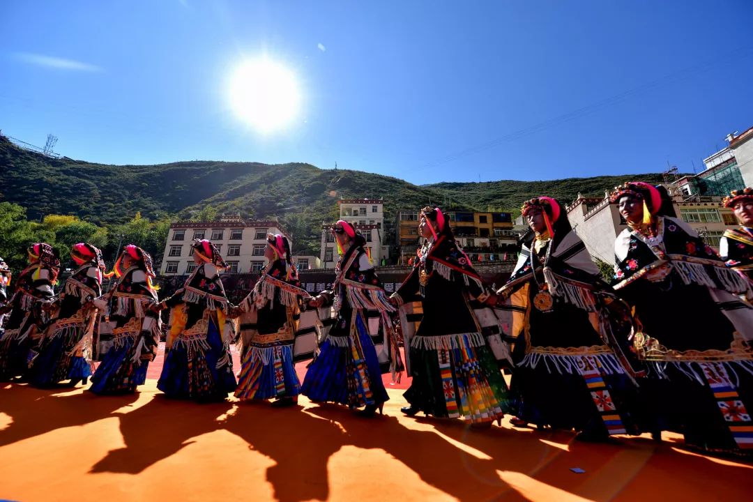 原来“女儿国”是真实存在的，就藏在川西！