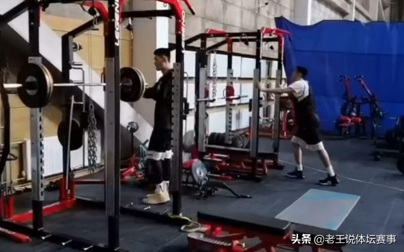 葛昭宝跟张学文,闫鹏飞葛昭宝