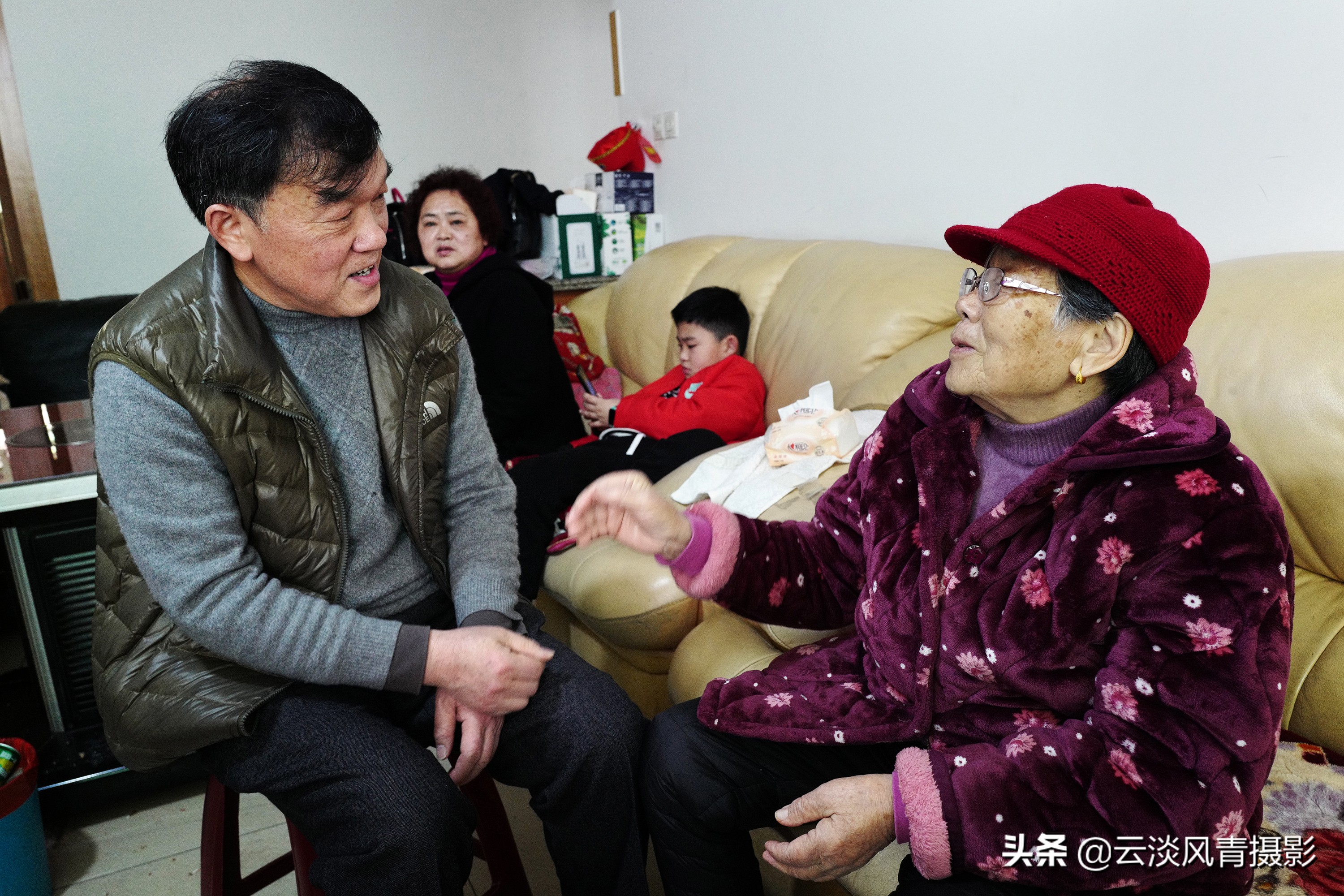 回家守孝,回家守着爸妈心情格外好