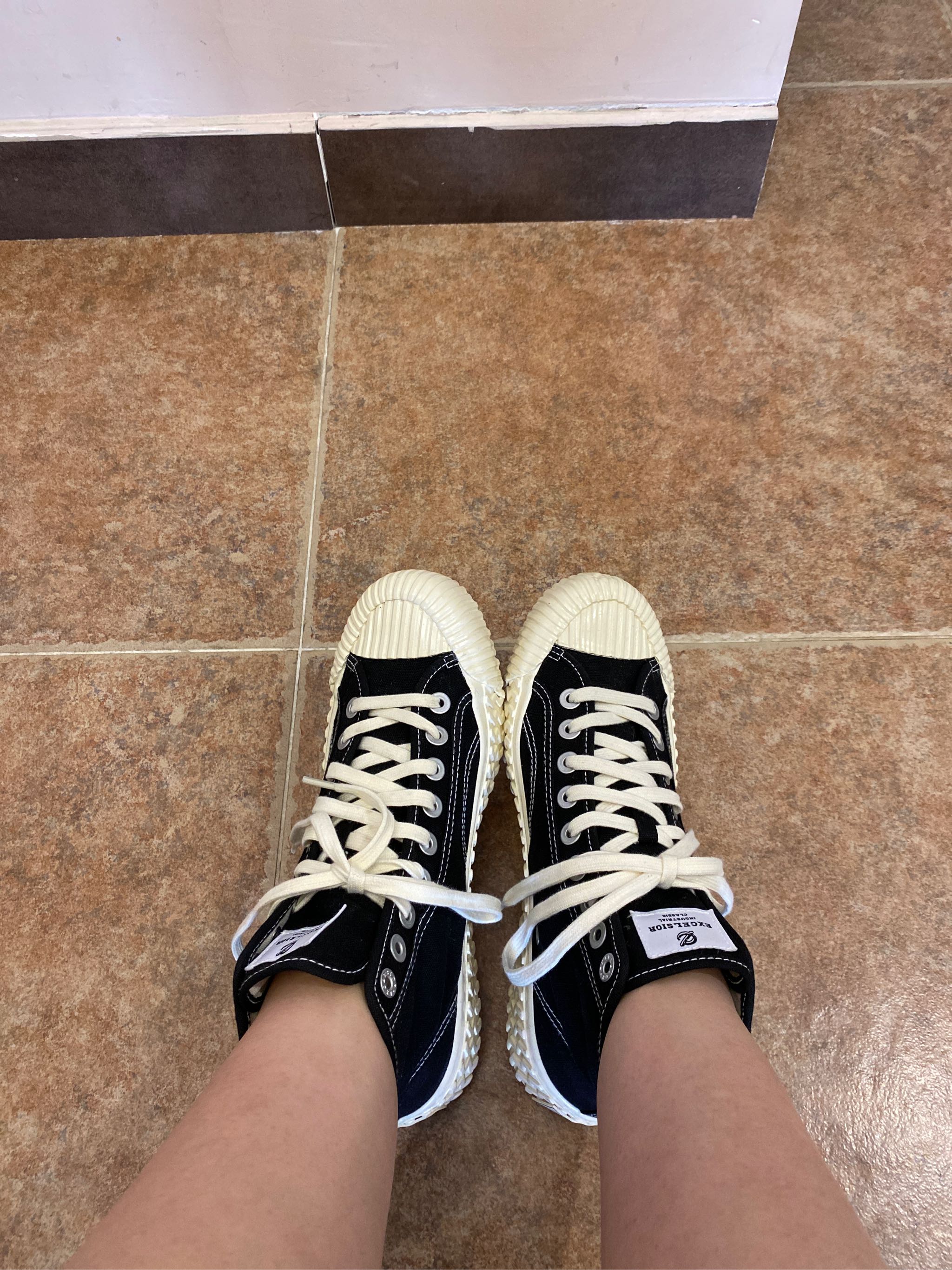 excelsior低帮板鞋,excelsior帆布鞋穿着舒服么