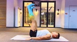 大腿部放松拉伸动作,大腿部拉伸放松动作