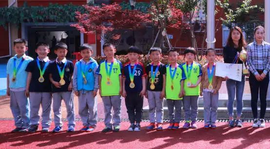 第二届校园足球赛拉开帷幕,曲江新区首届校园足球联赛