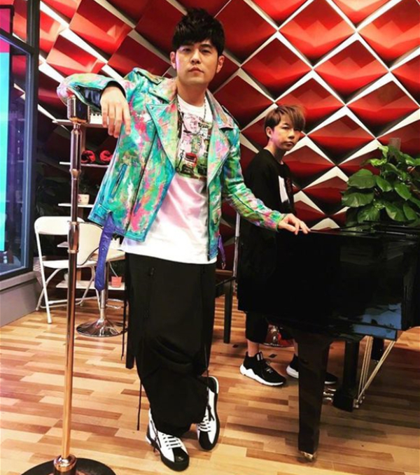 明星穿错的有哪些衣服,明星礼服穿不对有多尴尬