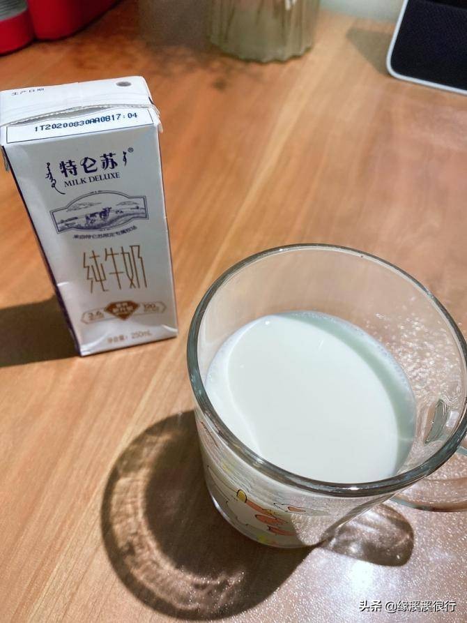 伊利金典娟姗纯牛奶冬日限定,a2纯牛奶和娟姗奶什么区别