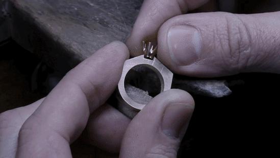 螺丝做钻戒,用螺母制作一个钻戒
