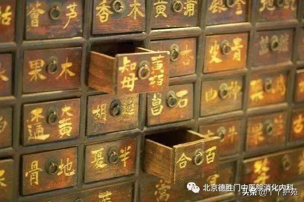 口干口苦口臭什么原因怎么治,口干口苦口臭有什么方法治疗