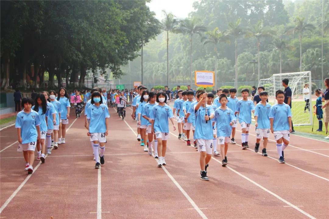 校园足球联赛拉开帷幕,点燃绿茵烽火