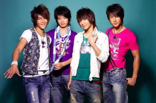 炎亚纶原来是飞轮海的吗,炎亚纶谈与飞轮海关系