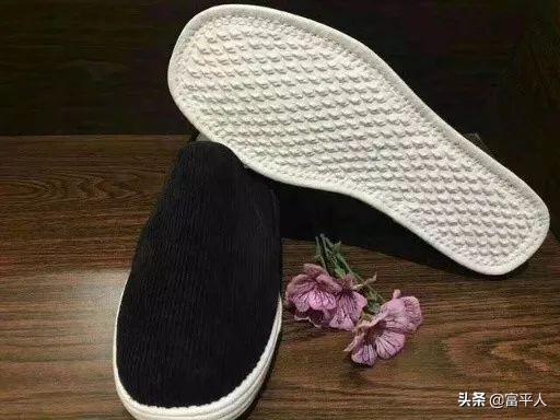 童年回忆|母亲教我纳鞋底