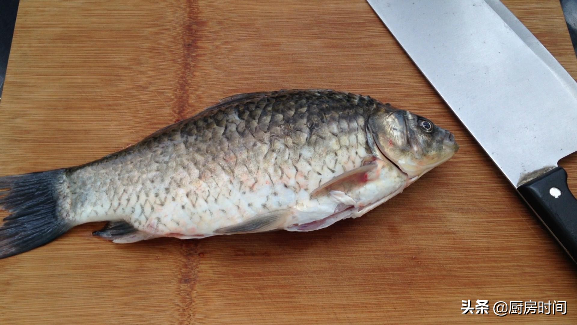 为什么你熬的鱼汤不白,为什么你做的鱼汤不浓教你一招