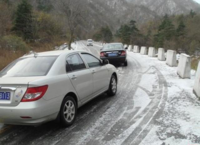 离合器打滑如何应急挪车,下雪天打滑应急处理方法