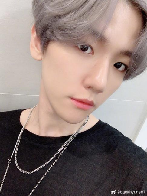 边伯贤最近照片,边伯贤现在照片