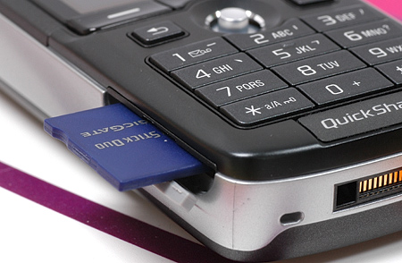 索尼爱立信顶级旗舰,索尼爱立信超薄经典