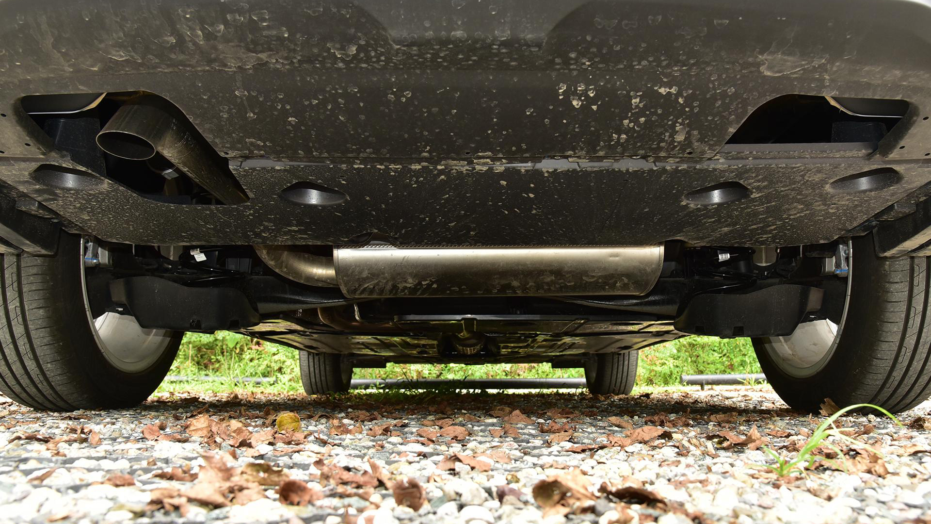 丰田卡罗拉cross2023款落地价,丰田卡罗拉cross国产网友加价5万