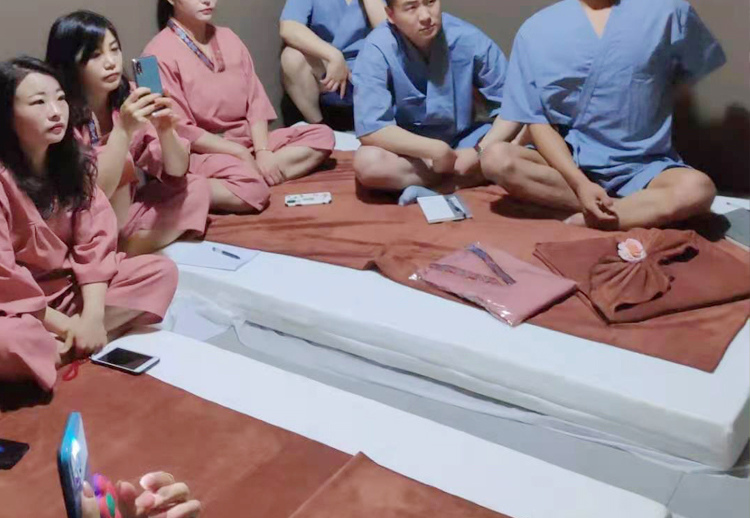 专业泰式按摩培训学校泰国,去哪里可以学正宗泰式按摩手法