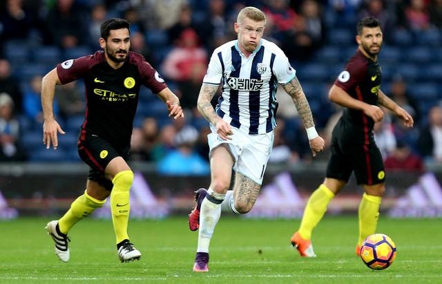 曼城坐镇伊蒂哈德球场逆转,走下神坛32