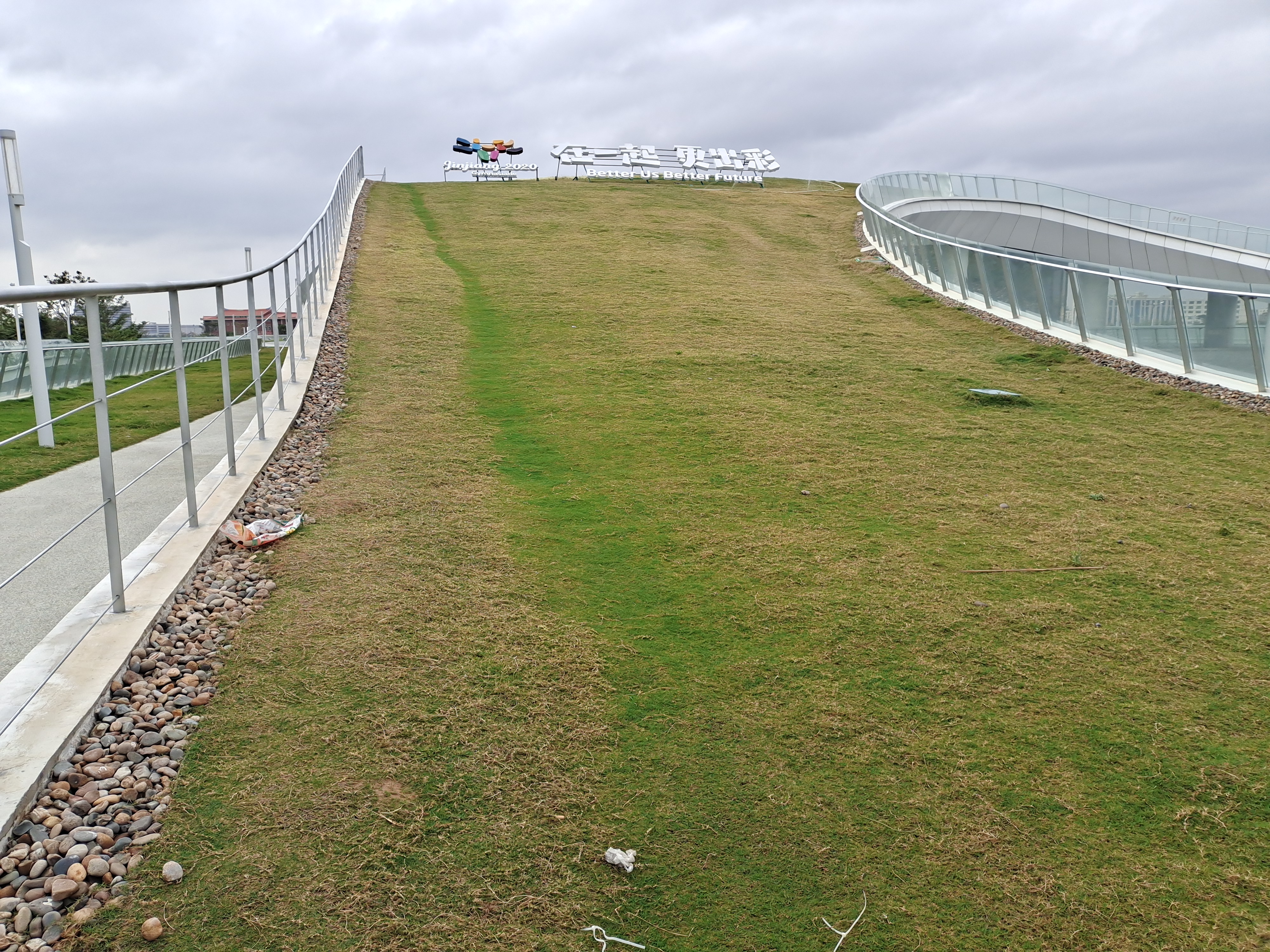 晋江市第二体育中心参观,晋江市第二体育馆全景